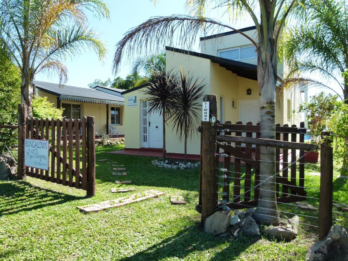 Los Palmares Del Urugua-I Bungalows โกลอน ภายนอก รูปภาพ