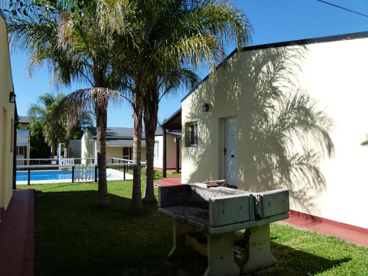 Los Palmares Del Urugua-I Bungalows โกลอน ภายนอก รูปภาพ