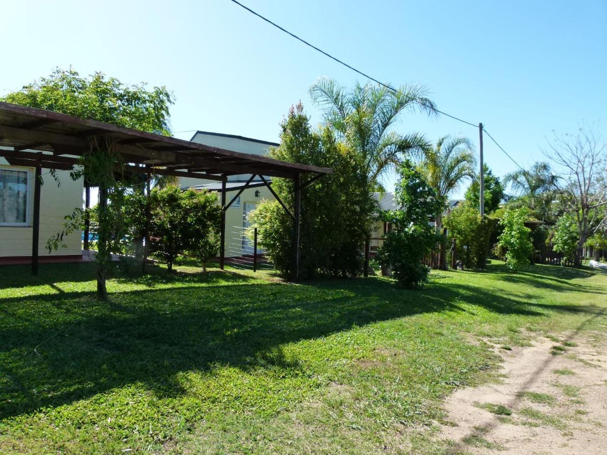Los Palmares Del Urugua-I Bungalows โกลอน ภายนอก รูปภาพ